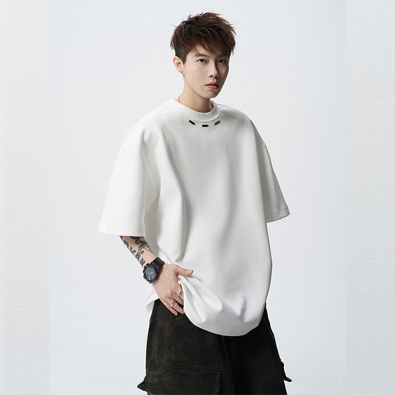 Metal-Emblem Short-Sleeve T-Shirt