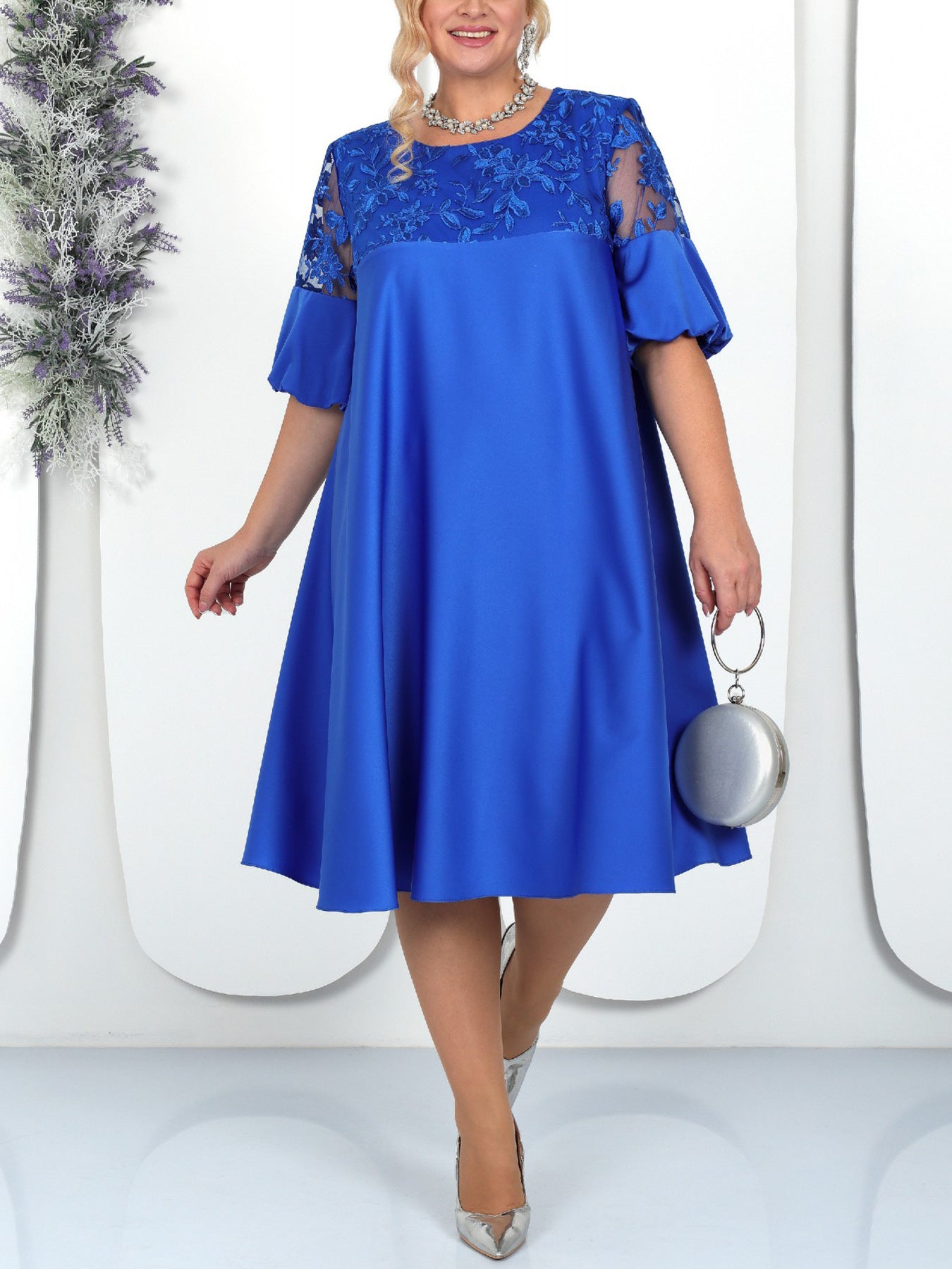 Embroidered Solid Color Patchwork Round Neck Lantern Sleeve Temperament Leisure Dress