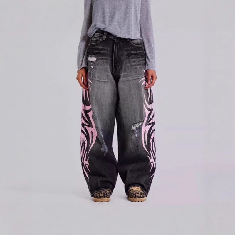 Womens Distressed Relaxed-Fit Denim Jeans