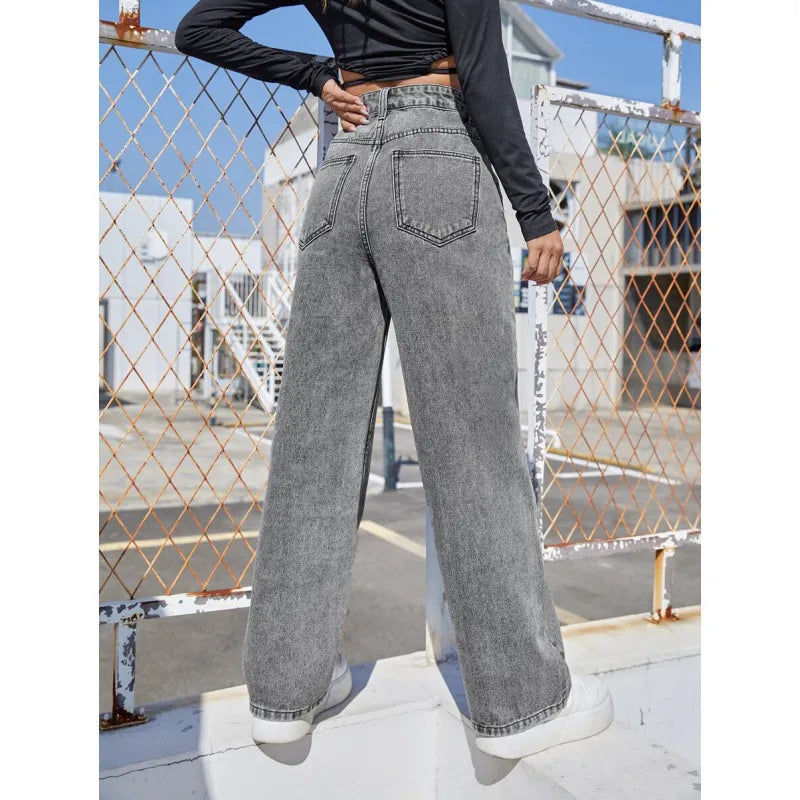 Womens Loose-fit Denim Jeans
