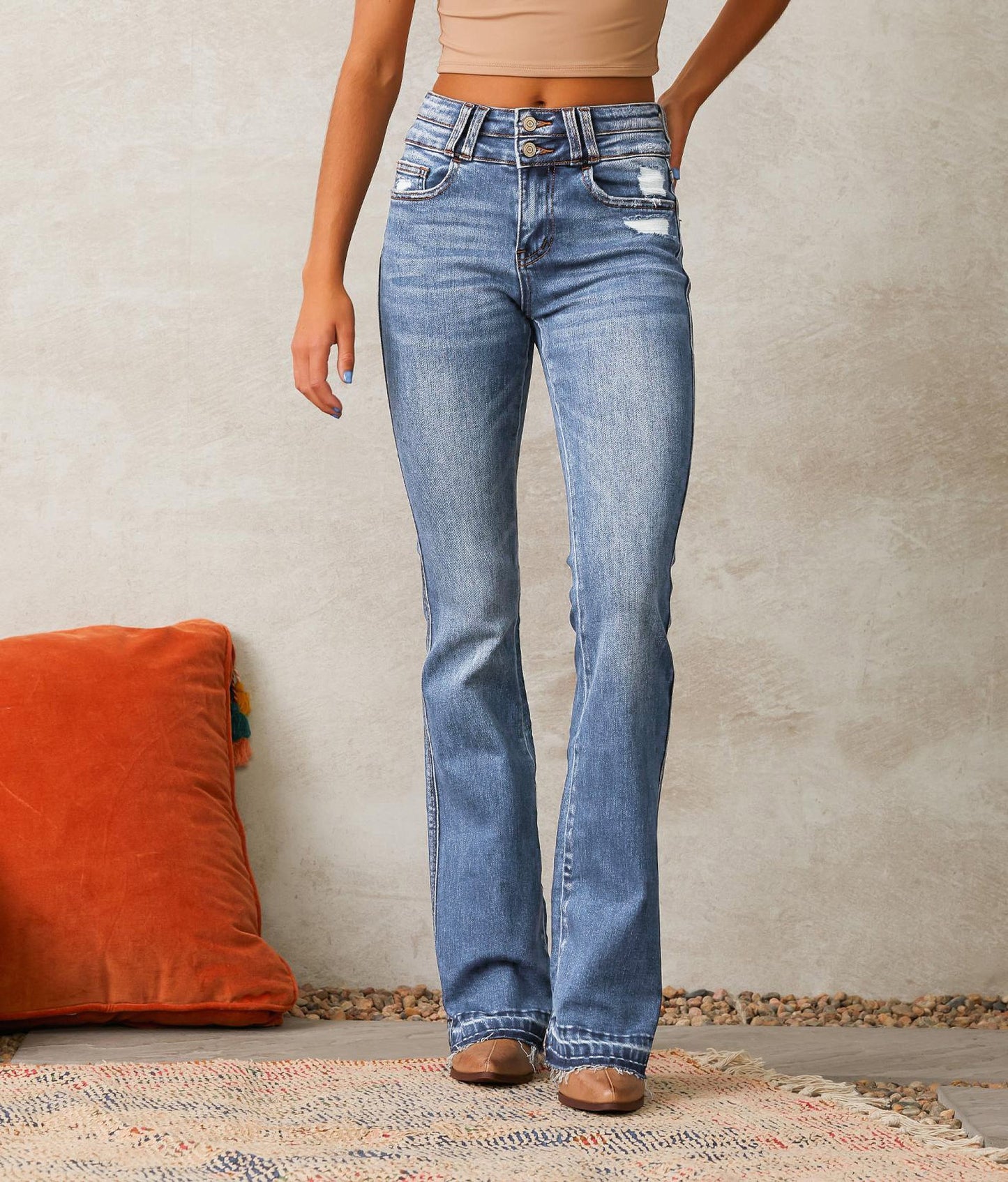 Women's Casual Versatile Ripped Jeans