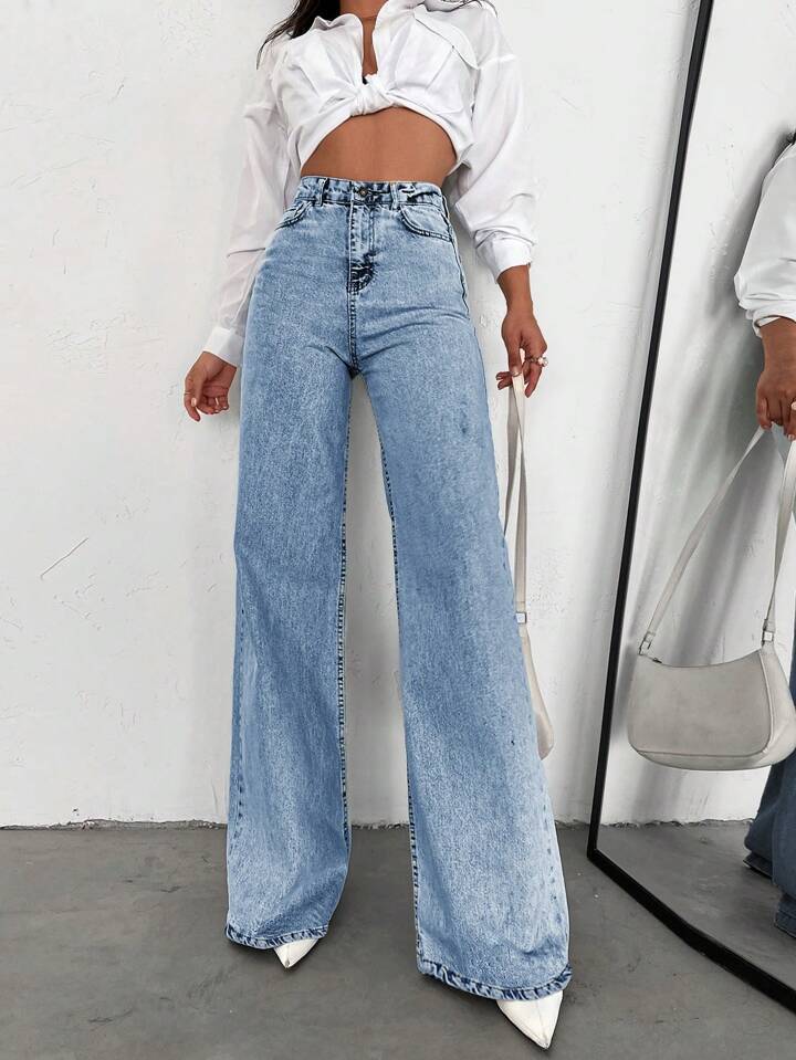 Womens Straight-Leg Denim Jeans