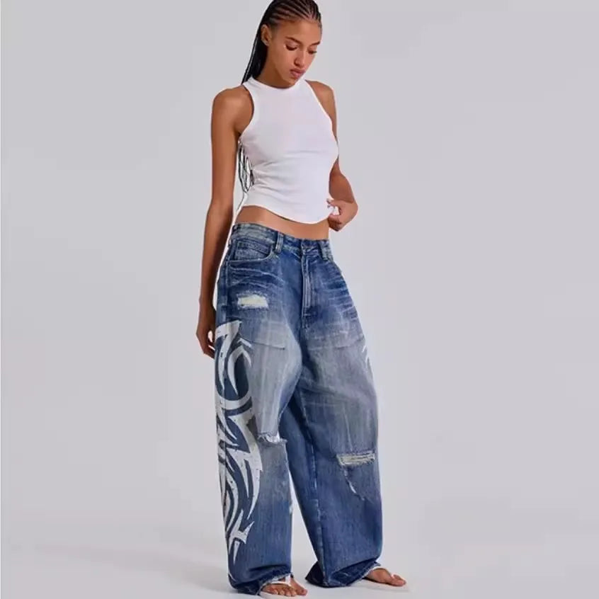 Womens Distressed Relaxed-Fit Denim Jeans
