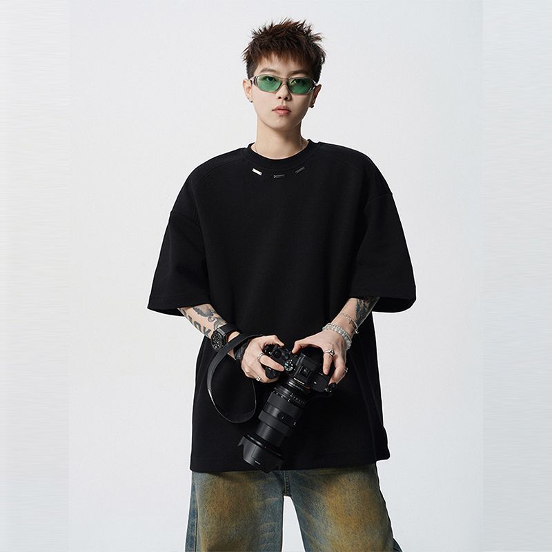 Metal-Emblem Short-Sleeve T-Shirt