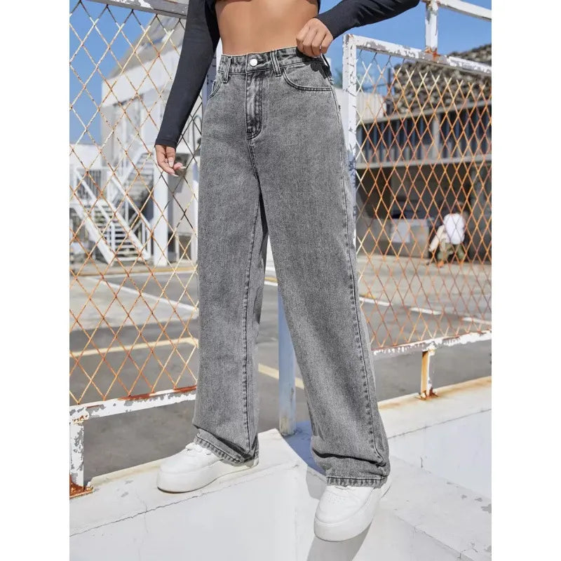 Womens Loose-fit Denim Jeans